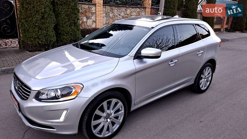 Внедорожник / Кроссовер Volvo XC60 2017 в 
