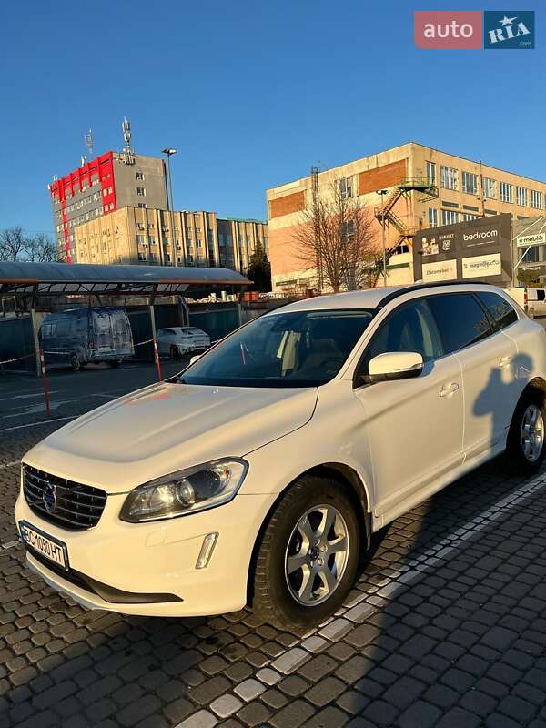 Volvo XC60 2015
