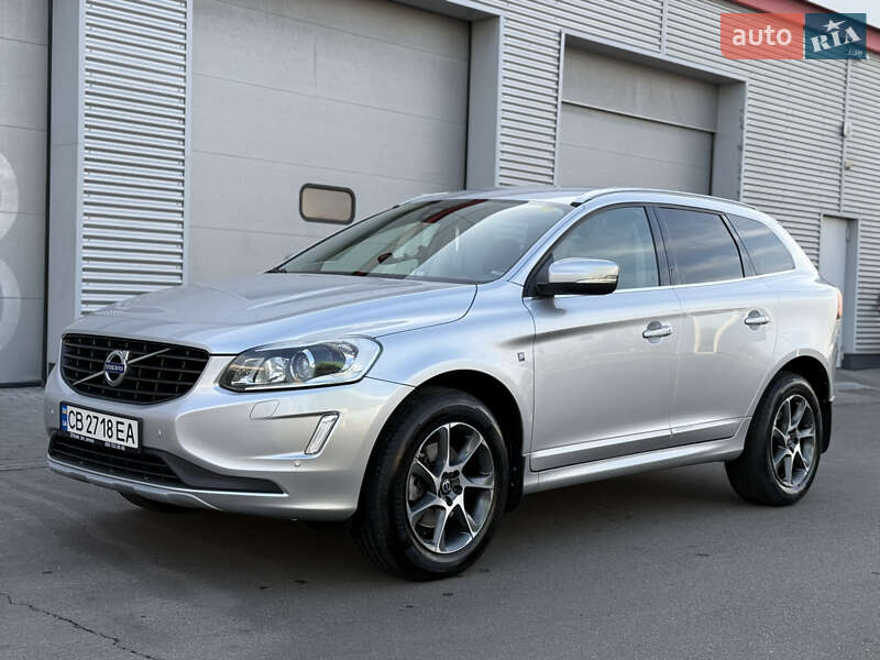 Внедорожник / Кроссовер Volvo XC60 2017 в 