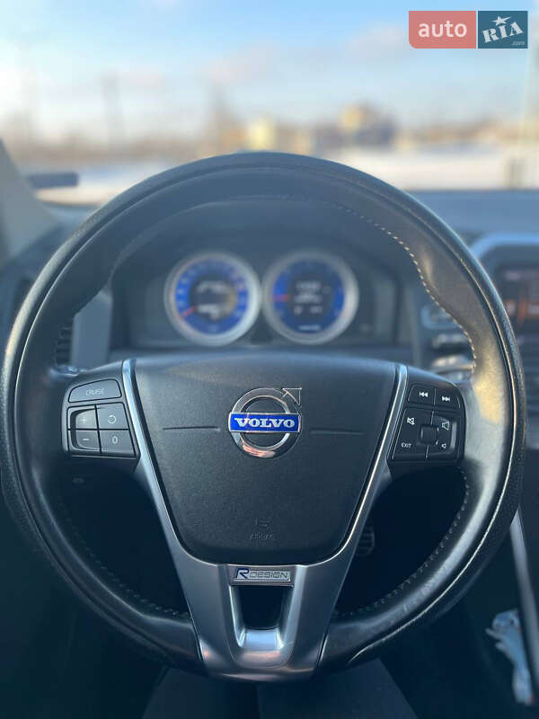 Внедорожник / Кроссовер Volvo XC60 2011 в Киеве фото 4 Внедорожник / Кроссовер Volvo XC60 2011 в Киеве