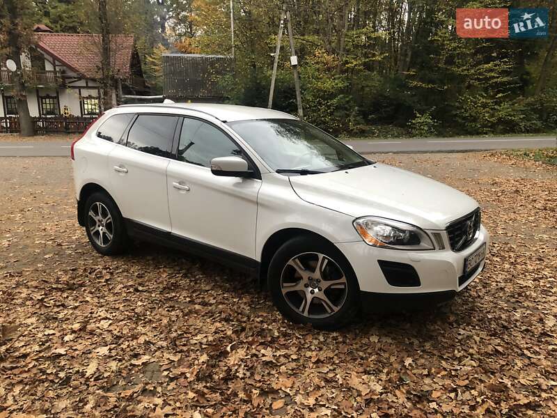 Внедорожник / Кроссовер Volvo XC60 2011 в Трускавце