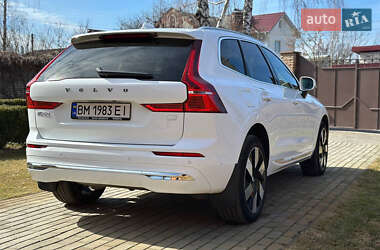 Внедорожник / Кроссовер Volvo XC60 2023 в 