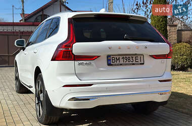 Внедорожник / Кроссовер Volvo XC60 2023 в 