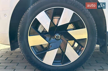 Внедорожник / Кроссовер Volvo XC60 2023 в 