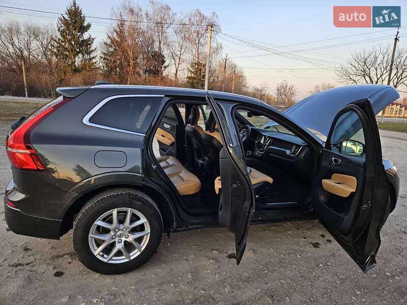 Внедорожник / Кроссовер Volvo XC60 2018 в Бучаче
