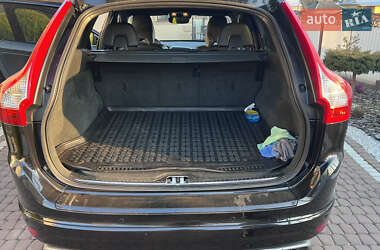 Внедорожник / Кроссовер Volvo XC60 2014 в 