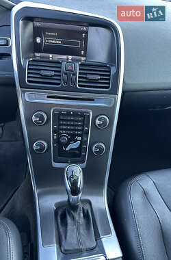 Внедорожник / Кроссовер Volvo XC60 2014 в 