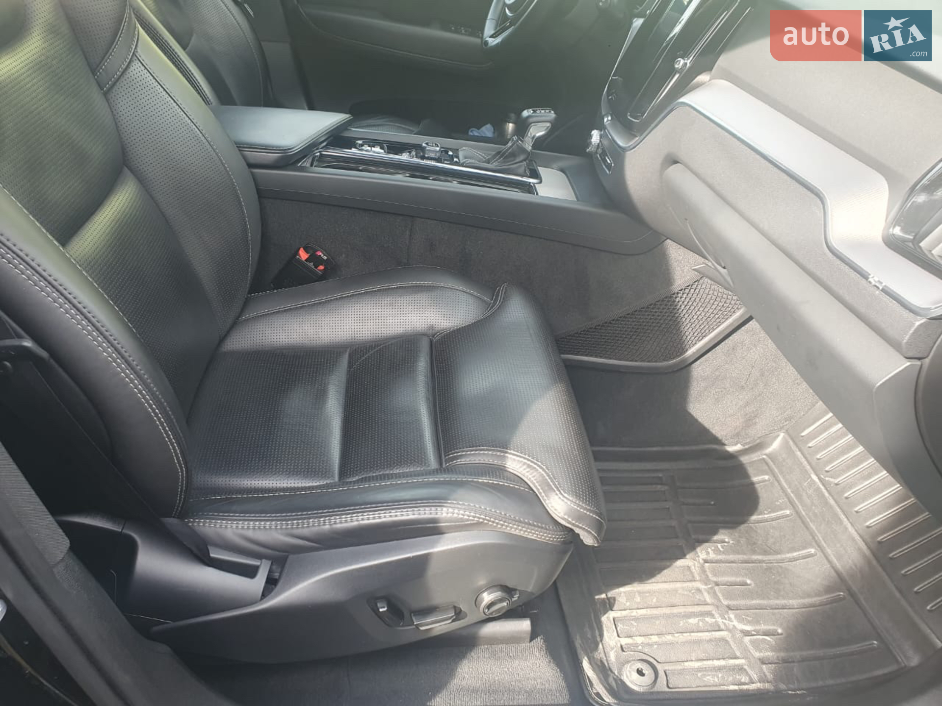 2019 Volvo XC60 - мініатюра 10