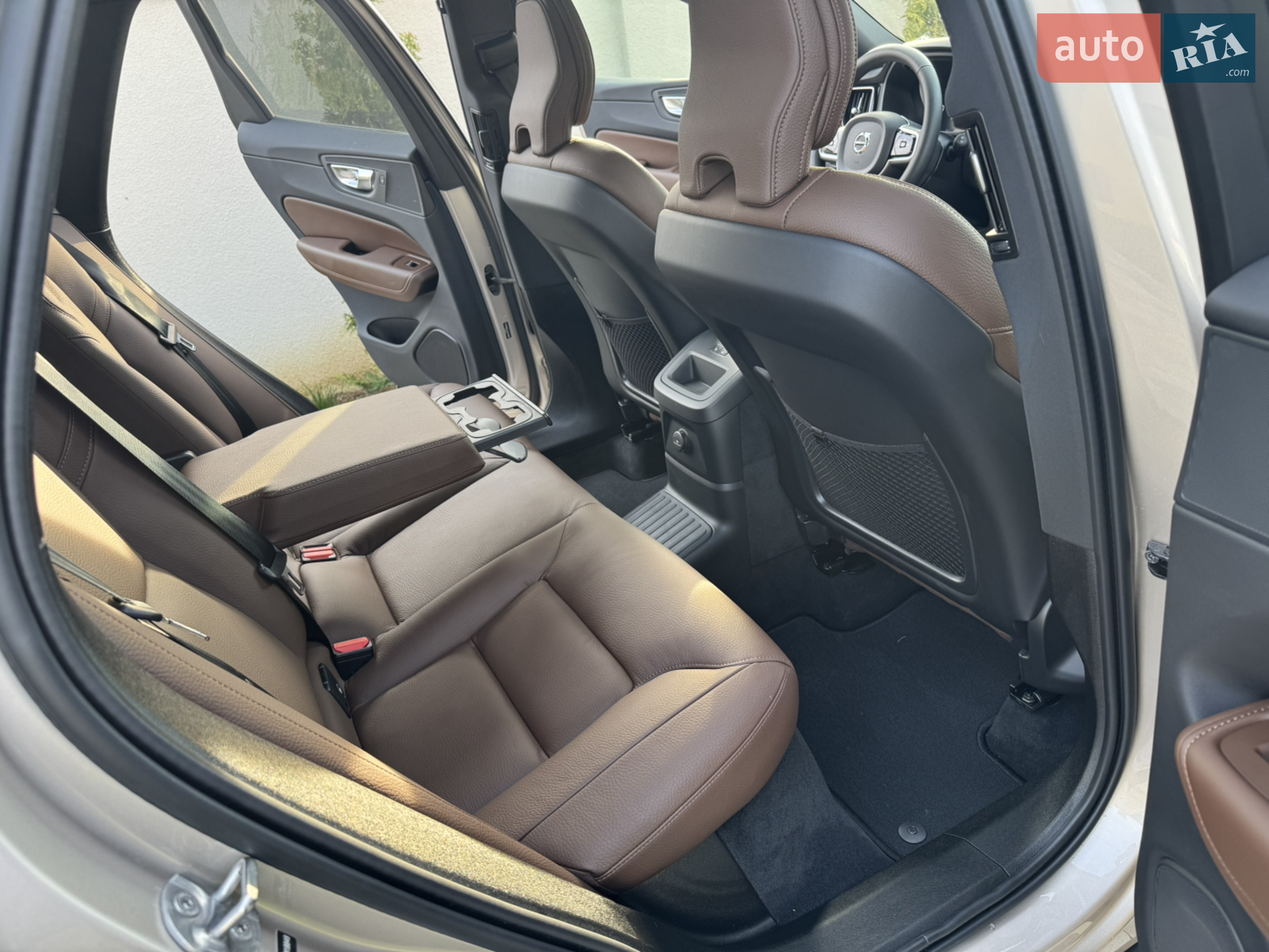 2024 Volvo XC60 - мініатюра 17