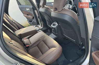 Позашляховик / Кросовер Volvo XC60 2024 в 