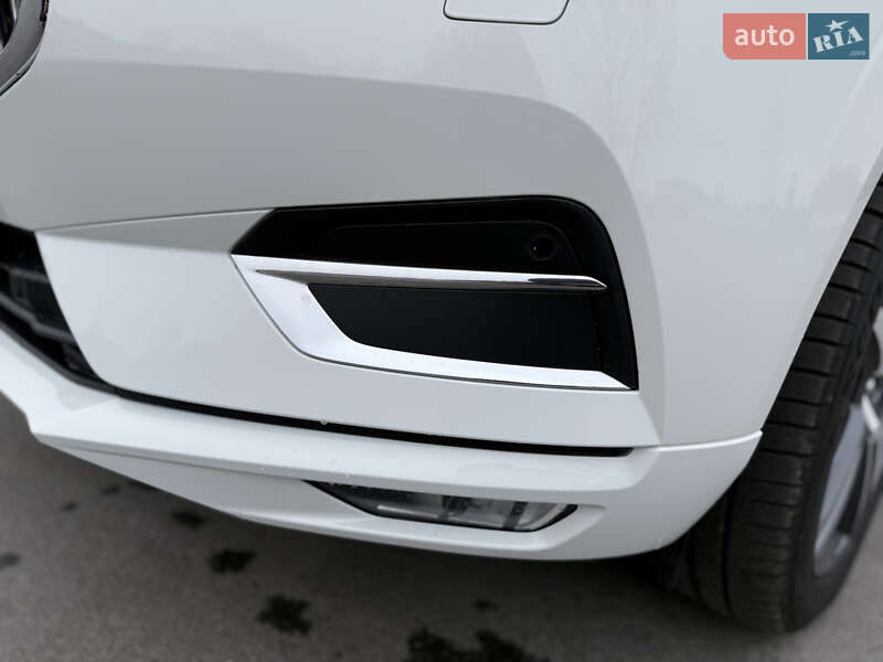 Внедорожник / Кроссовер Volvo XC60 2018 в Киеве фото 20 Внедорожник / Кроссовер Volvo XC60 2018 в Киеве