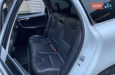 Внедорожник / Кроссовер Volvo XC60 2016 в 