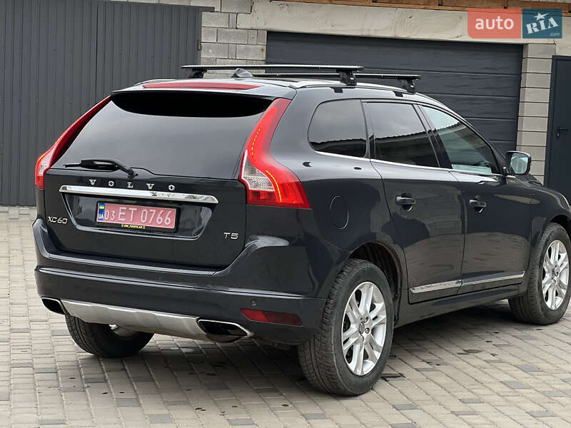 Позашляховик / Кросовер Volvo XC60 2015 в Рівному