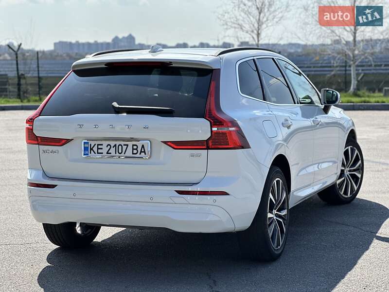 Позашляховик / Кросовер Volvo XC60 2022 в Дніпрі