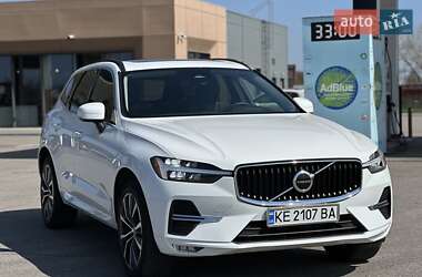 Внедорожник / Кроссовер Volvo XC60 2022 в 