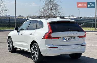 Внедорожник / Кроссовер Volvo XC60 2022 в 