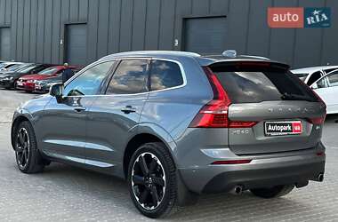 Внедорожник / Кроссовер Volvo XC60 2017 в 