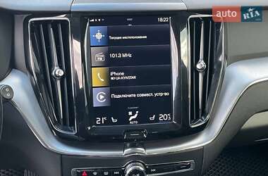 Внедорожник / Кроссовер Volvo XC60 2017 в 