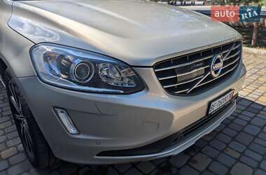 Внедорожник / Кроссовер Volvo XC60 2017 в 