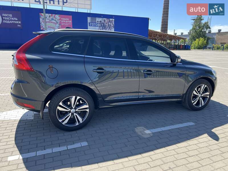 Внедорожник / Кроссовер Volvo XC60 2016 в Нововолынске
