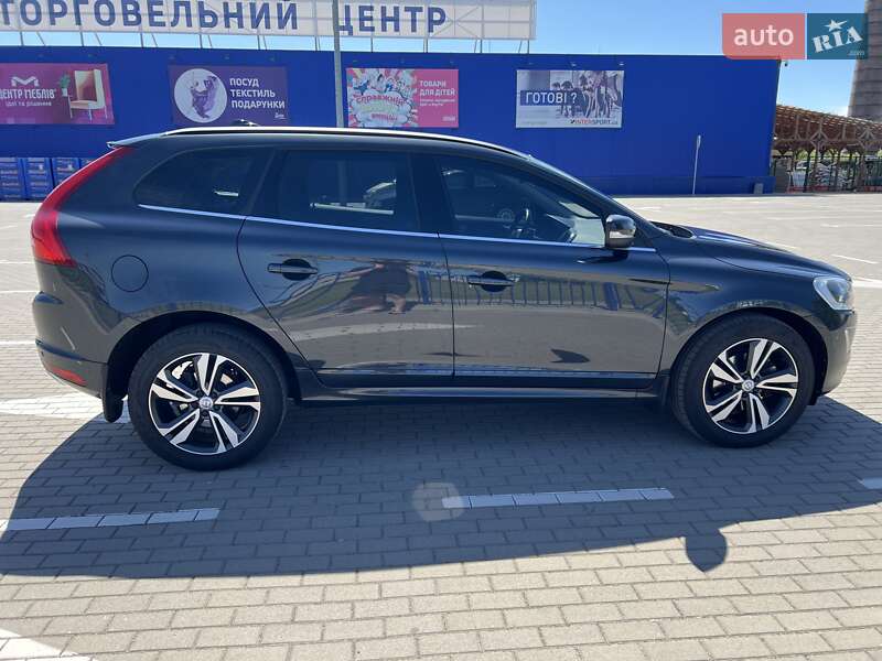 Внедорожник / Кроссовер Volvo XC60 2016 в Нововолынске