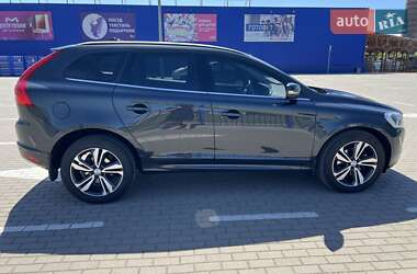 Внедорожник / Кроссовер Volvo XC60 2016 в 