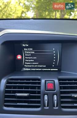 Внедорожник / Кроссовер Volvo XC60 2016 в 