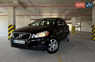 Позашляховик / Кросовер Volvo XC60 2009 в 