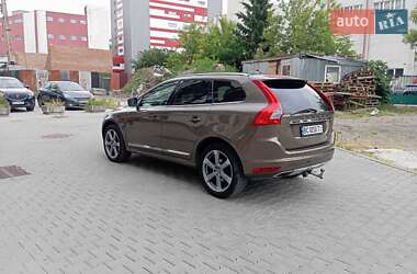 Внедорожник / Кроссовер Volvo XC60 2014 в 