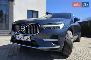 Внедорожник / Кроссовер Volvo XC60 2022 в 