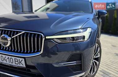 Внедорожник / Кроссовер Volvo XC60 2022 в 
