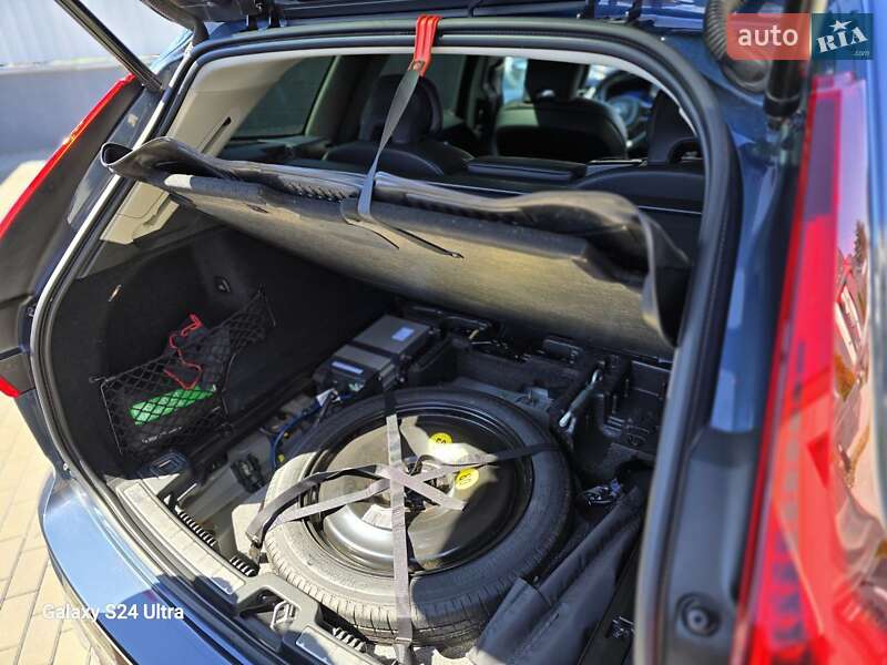 Внедорожник / Кроссовер Volvo XC60 2022 в Умани фото 25 Внедорожник / Кроссовер Volvo XC60 2022 в Умани