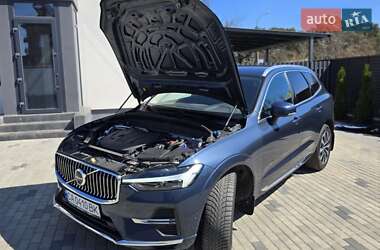Внедорожник / Кроссовер Volvo XC60 2022 в 