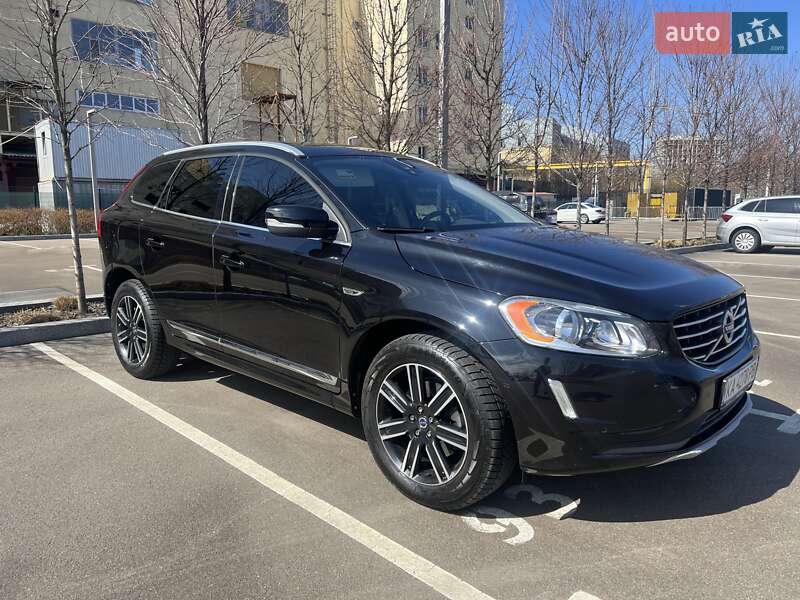 Позашляховик / Кросовер Volvo XC60 2015 в Києві