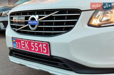 Позашляховик / Кросовер Volvo XC60 2015 в 