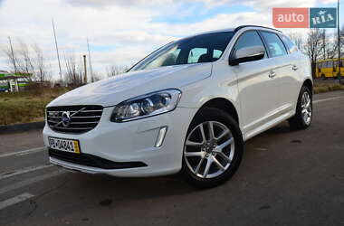 Позашляховик / Кросовер Volvo XC60 2017 в 