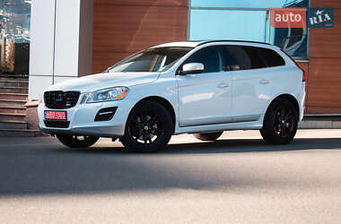Внедорожник / Кроссовер Volvo XC60 2010 в 