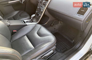 Внедорожник / Кроссовер Volvo XC60 2013 в 