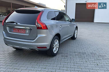 Внедорожник / Кроссовер Volvo XC60 2015 в 