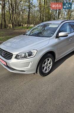 Позашляховик / Кросовер Volvo XC60 2015 в 