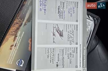 Позашляховик / Кросовер Volvo XC60 2015 в 