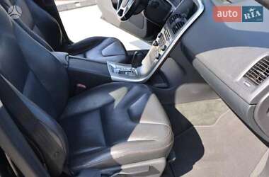 Внедорожник / Кроссовер Volvo XC60 2009 в 