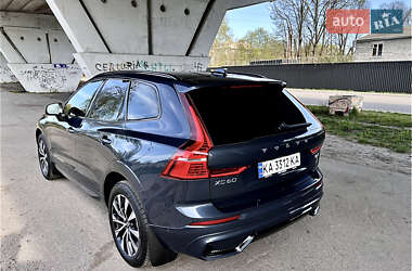 Внедорожник / Кроссовер Volvo XC60 2023 в 