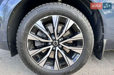 Внедорожник / Кроссовер Volvo XC60 2023 в 
