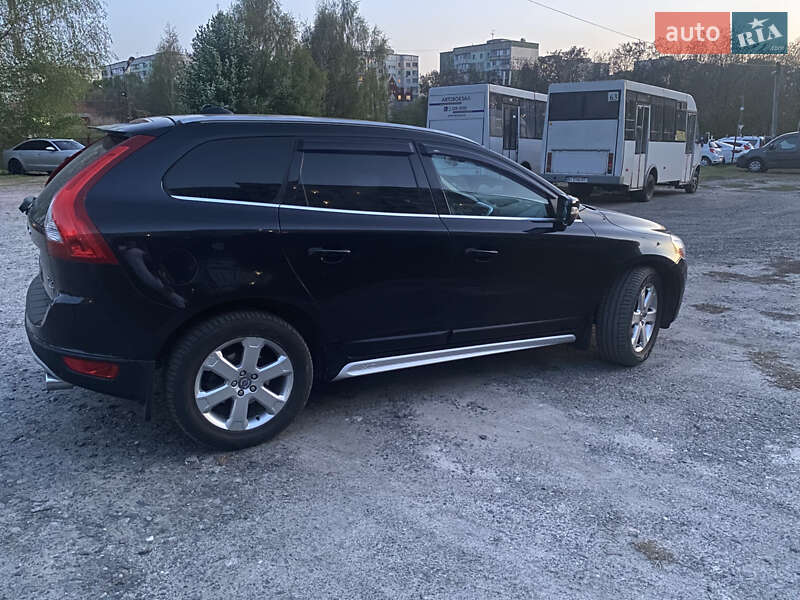 Внедорожник / Кроссовер Volvo XC60 2010 в Полтаве