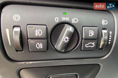 Внедорожник / Кроссовер Volvo XC60 2011 в 