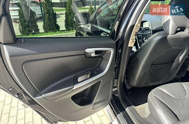 Внедорожник / Кроссовер Volvo XC60 2011 в 