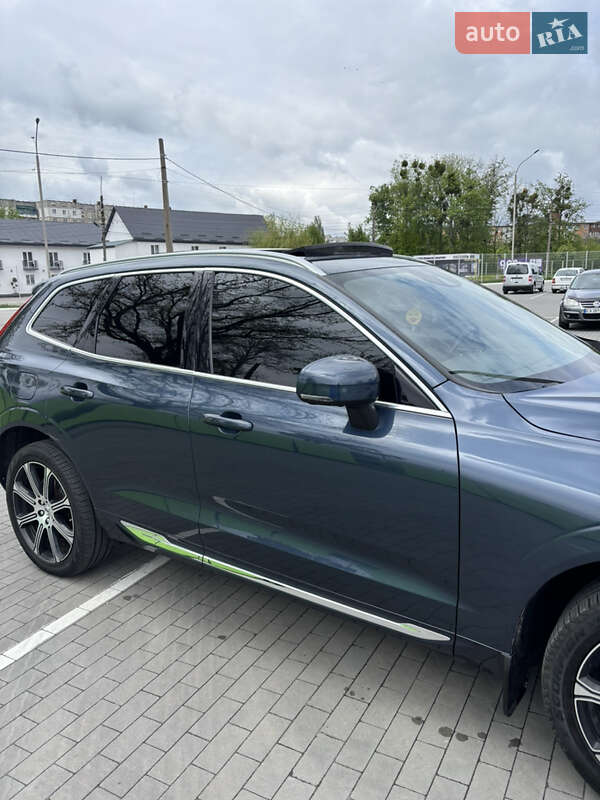 Внедорожник / Кроссовер Volvo XC60 2019 в Киеве