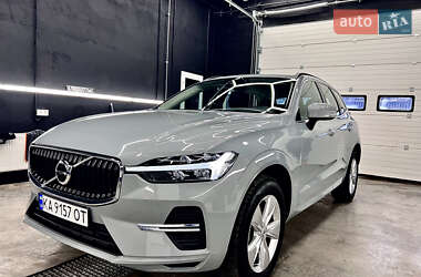 Внедорожник / Кроссовер Volvo XC60 2023 в 
