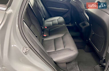 Внедорожник / Кроссовер Volvo XC60 2023 в 